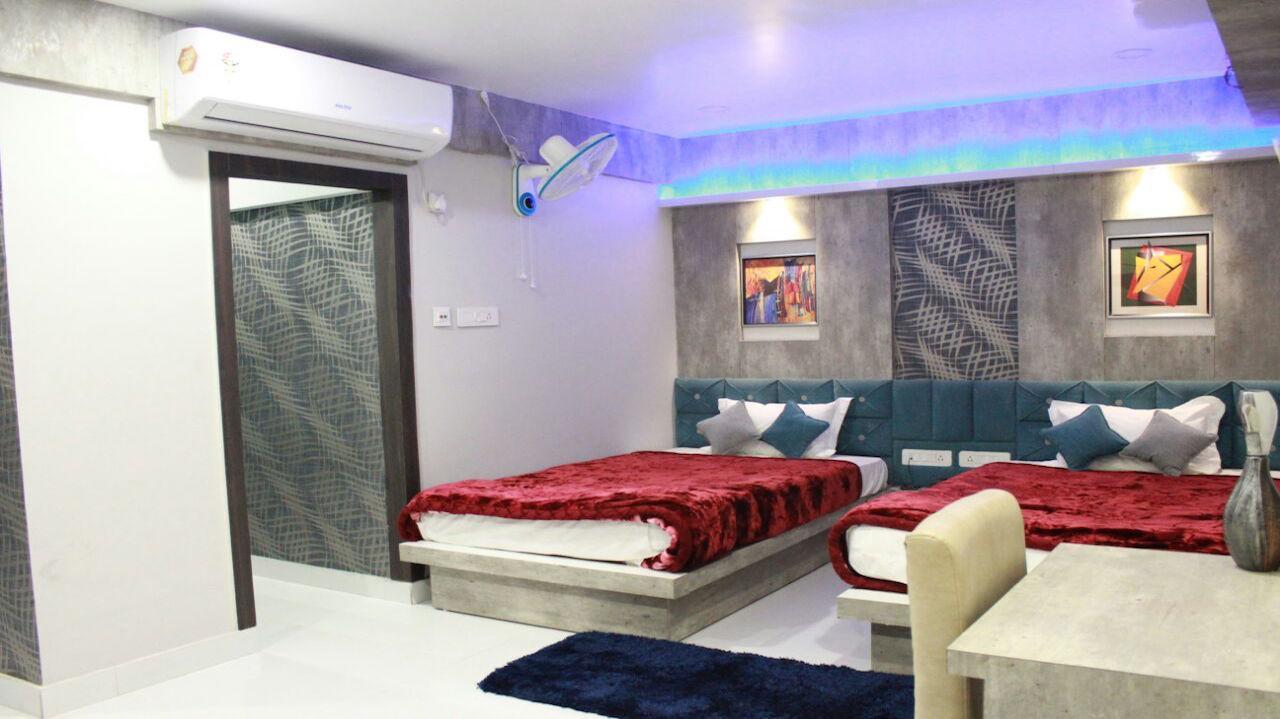 Hotel Golden Tulip Jalpaiguri Exterior photo