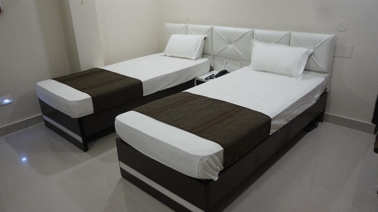 Hotel Golden Tulip Jalpaiguri Exterior photo